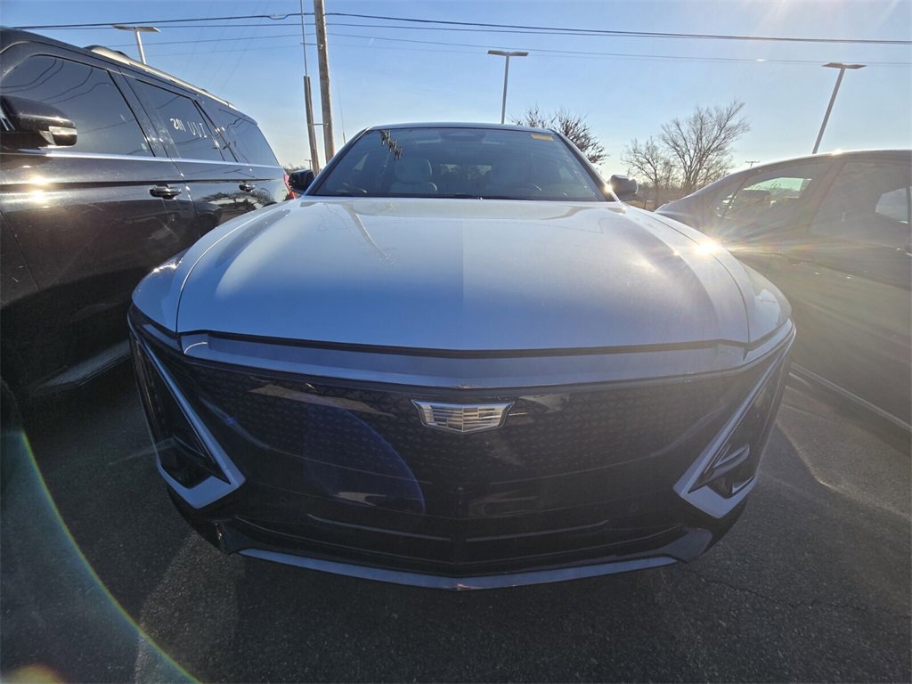 Used 2025 Cadillac Lyriq Sport image 11