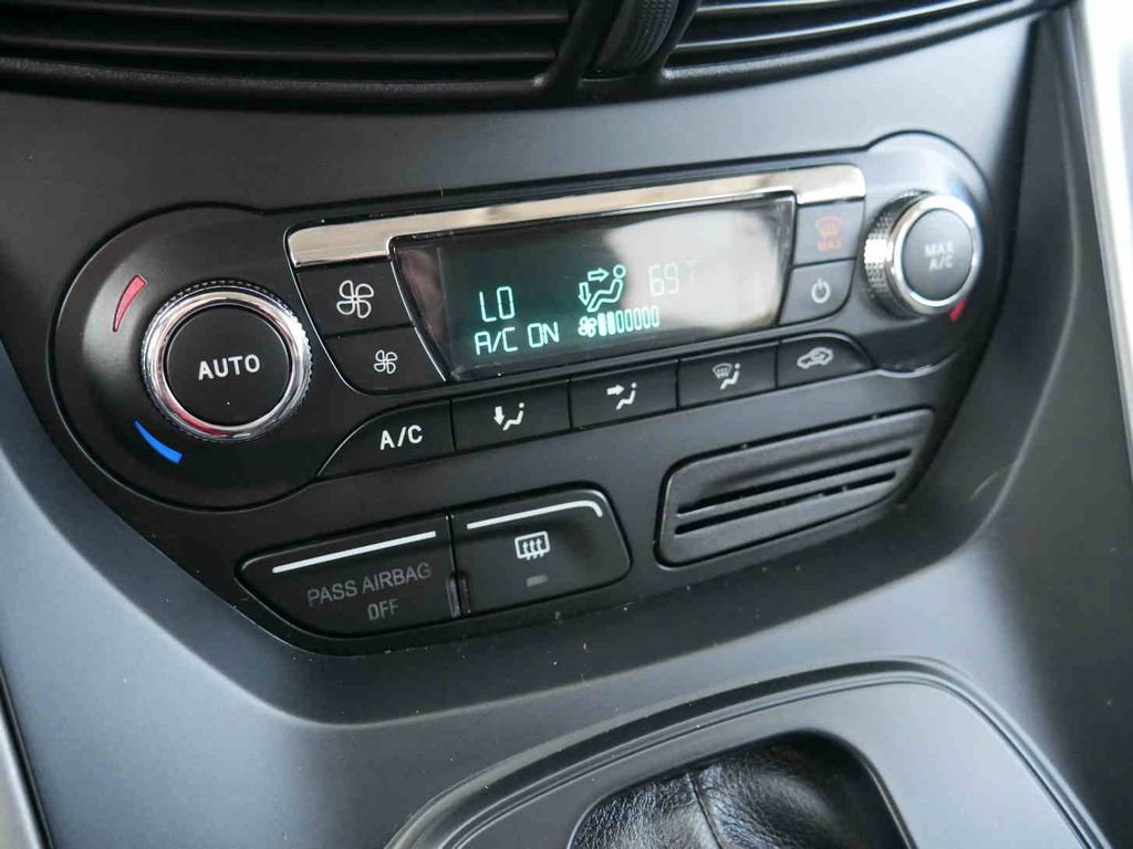 Used 2014 Ford Escape SE w/ Equipment Group 201A image 26