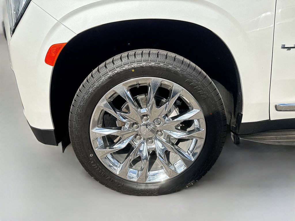 Used 2024 GMC Yukon XL SLT w/ SLT Luxury Package image 29