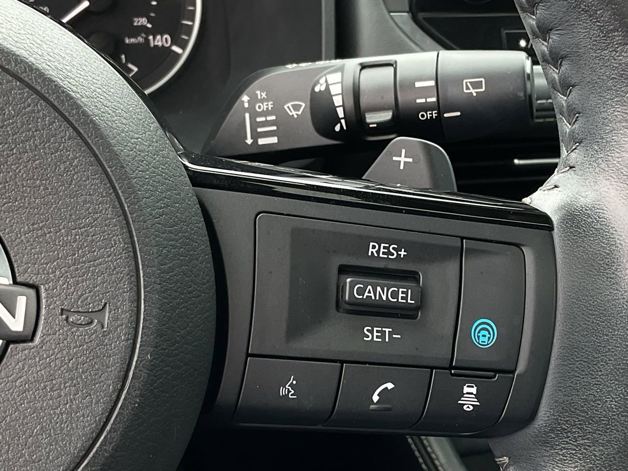 Used 2023 Nissan Rogue SL w/ SL Premium Package image 24