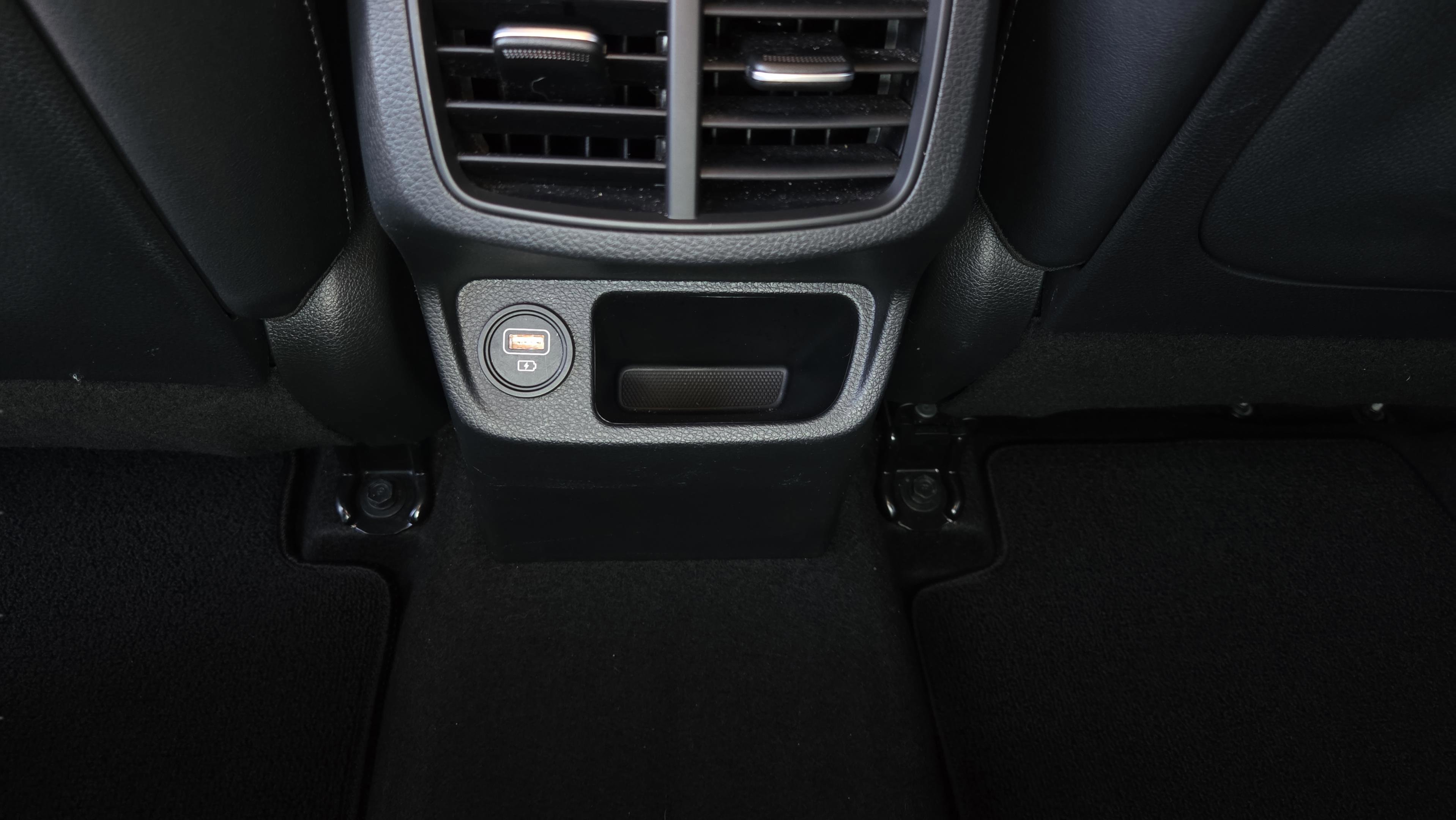 Used 2021 Kia Seltos SX image 11