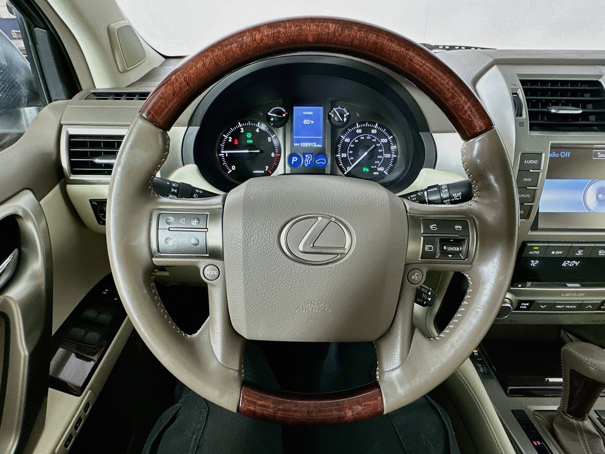 Used 2017 Lexus GX 460 Premium w/ Premium Package AWD/4WD image 11
