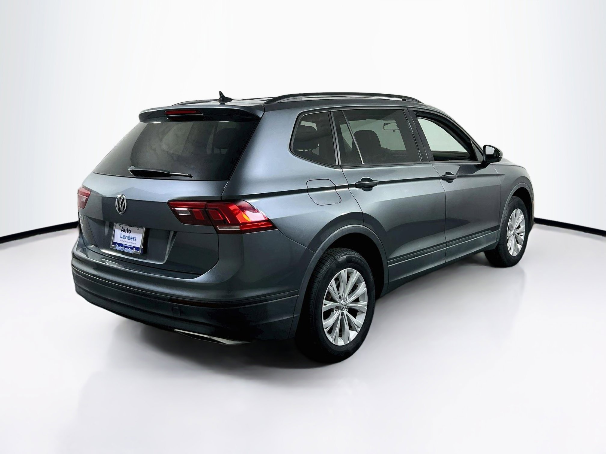 Used 2020 Volkswagen Tiguan S FWD image 5
