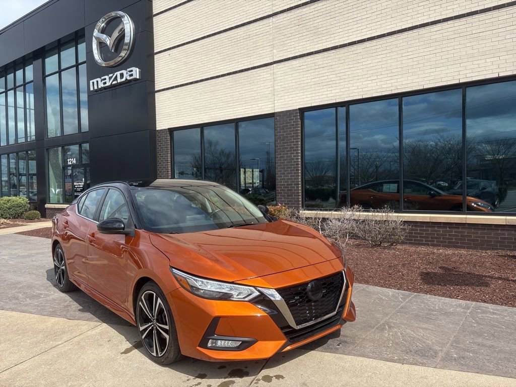 Used 2021 Nissan Sentra SR image 1