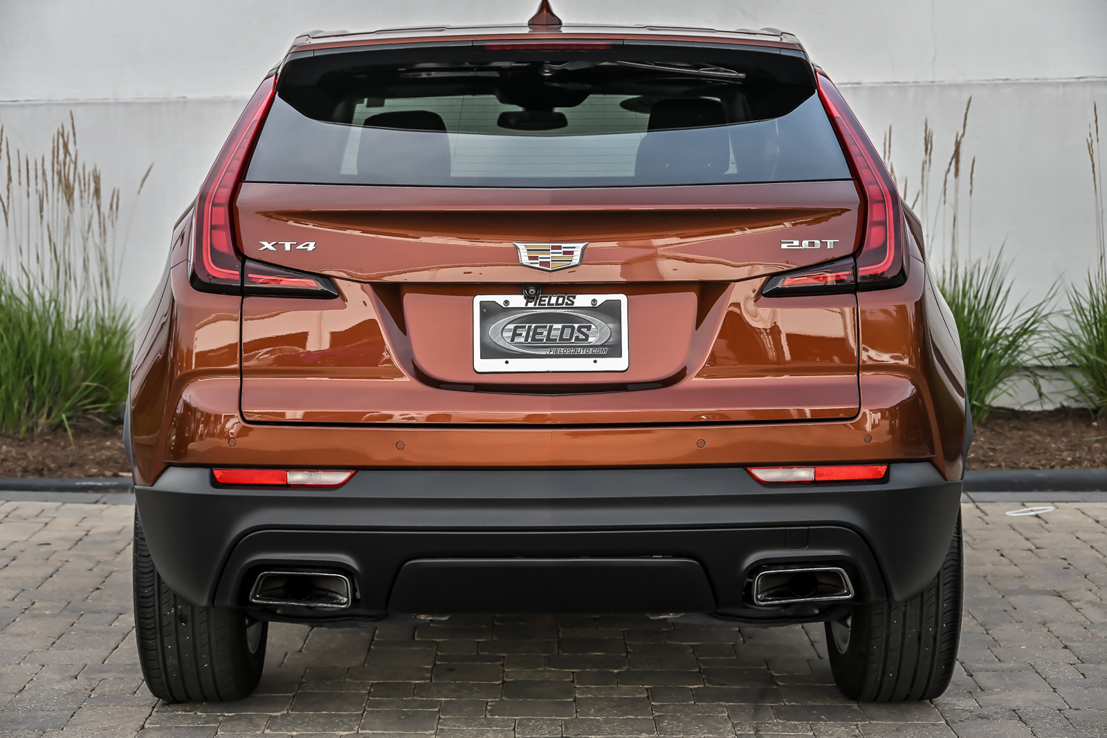 Used 2019 Cadillac XT4 Luxury w/ Cold Weather Package FWD image 12