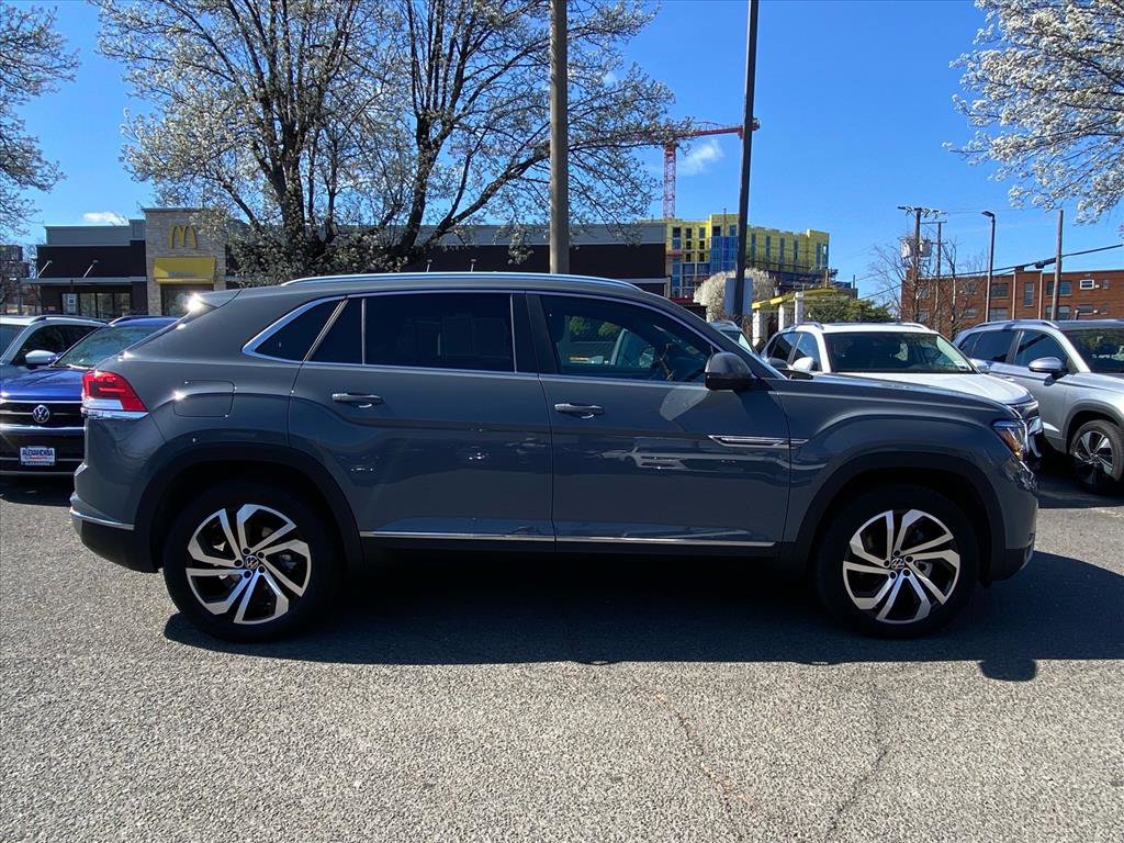 Certified 2023 Volkswagen Atlas Cross Sport SEL image 2