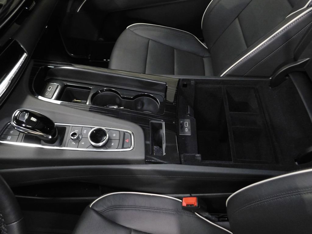 Used 2024 Cadillac Escalade ESV Sport w/ LPO, ONYX Package image 35