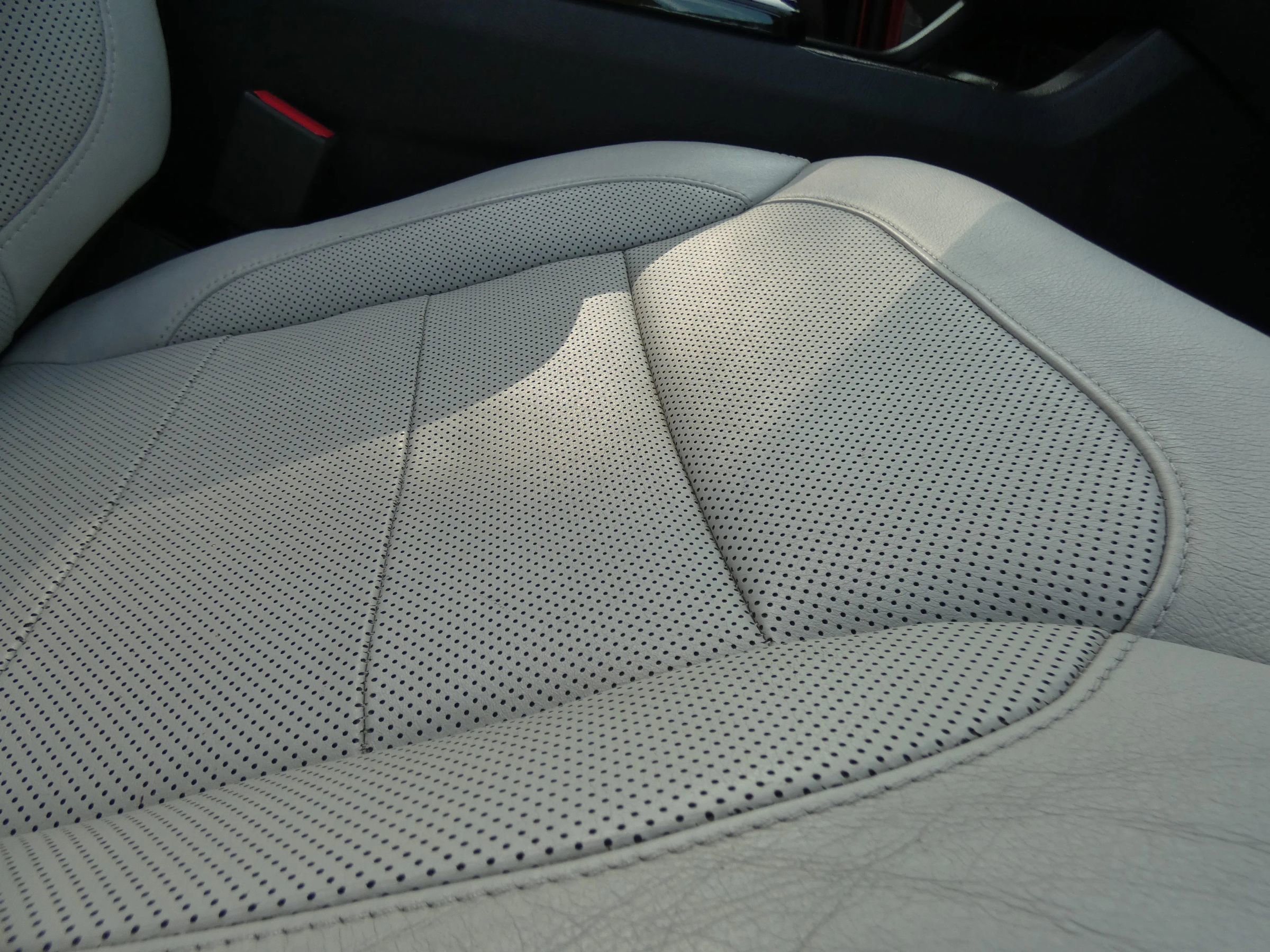 Used 2019 Mercedes-Benz GLS 550 4MATIC image 33