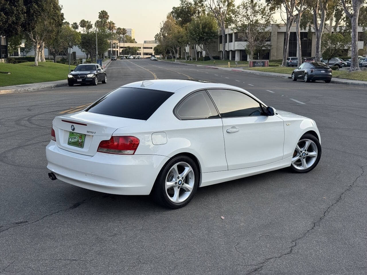 Used 2008 BMW 128i Coupe RWD image 5