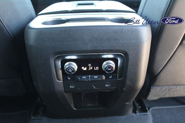 Used 2022 GMC Yukon AT4 AWD/4WD image 15