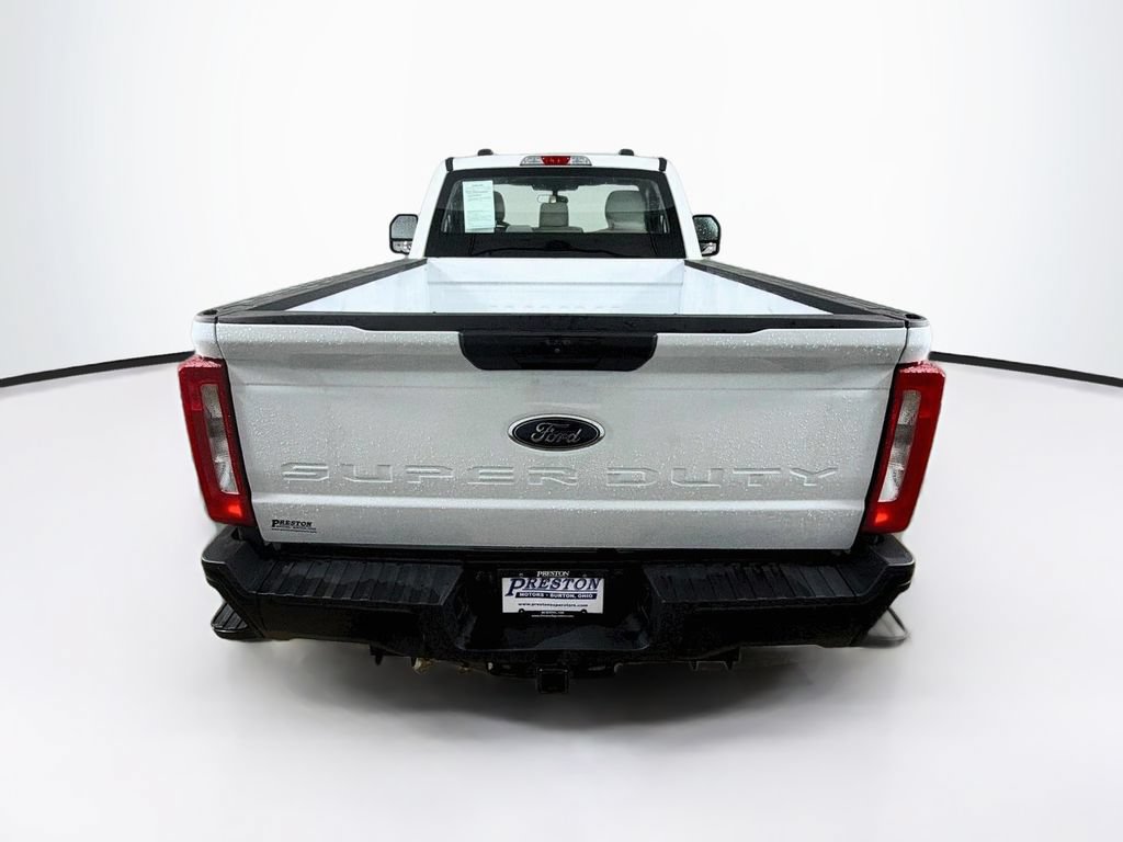 Used 2022 Ford F250 XL w/ Power Equipment Group AWD/4WD image 6