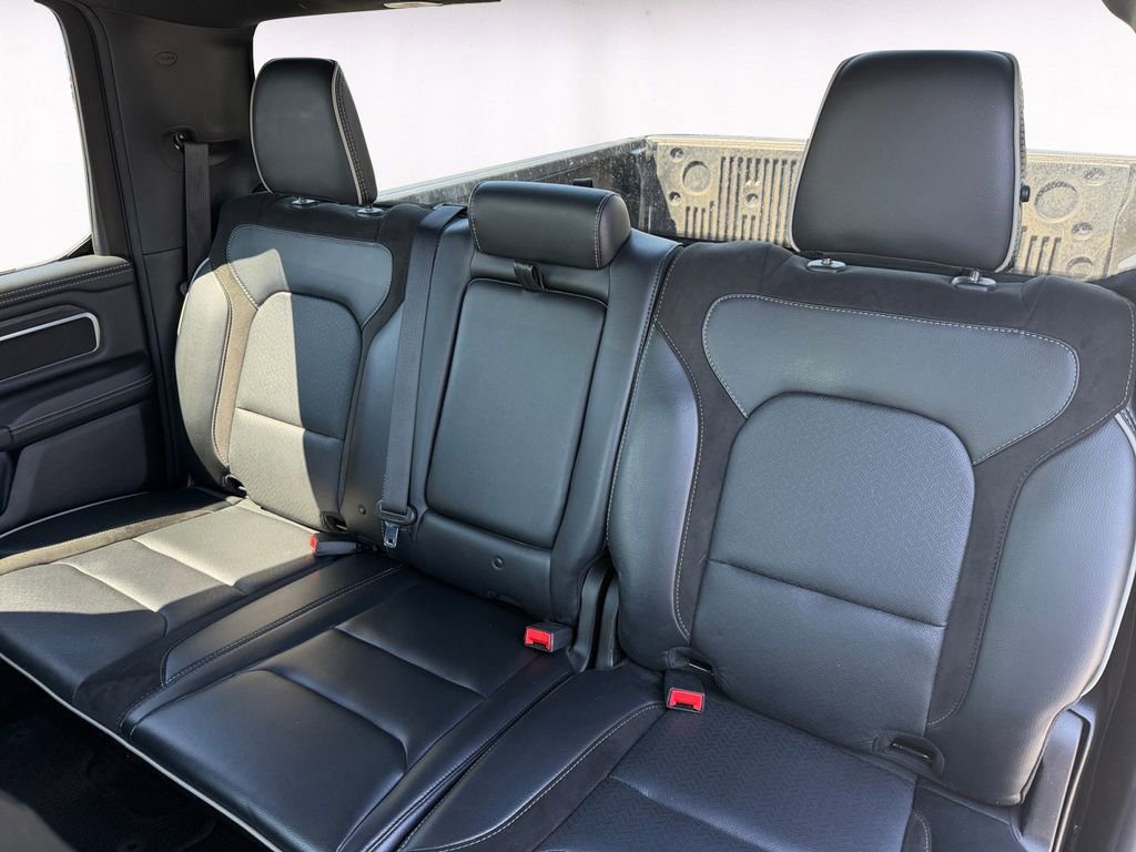 Used 2024 RAM 1500 Laramie AWD/4WD image 13