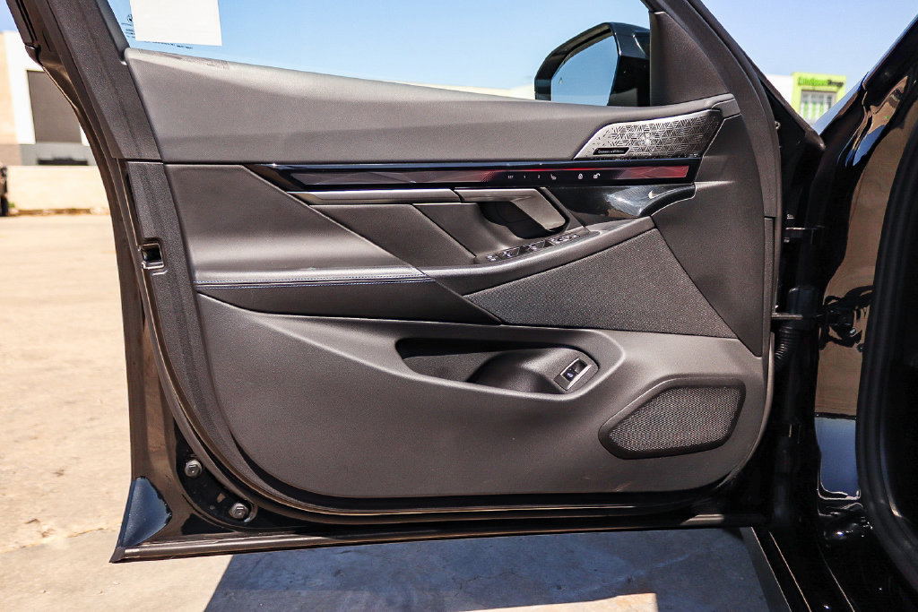 Used 2024 BMW i5 M60 w/ Executive Package AWD/4WD image 23