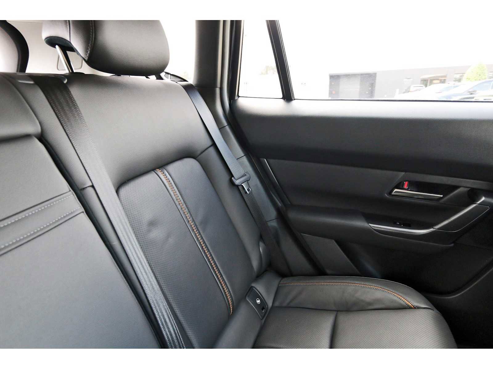 Used 2025 MAZDA CX-50 2.5 Hybrid w/ Weather Package image 10