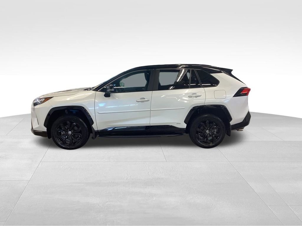 Used 2024 Toyota RAV4 XSE w/ Weather Package AWD/4WD image 2