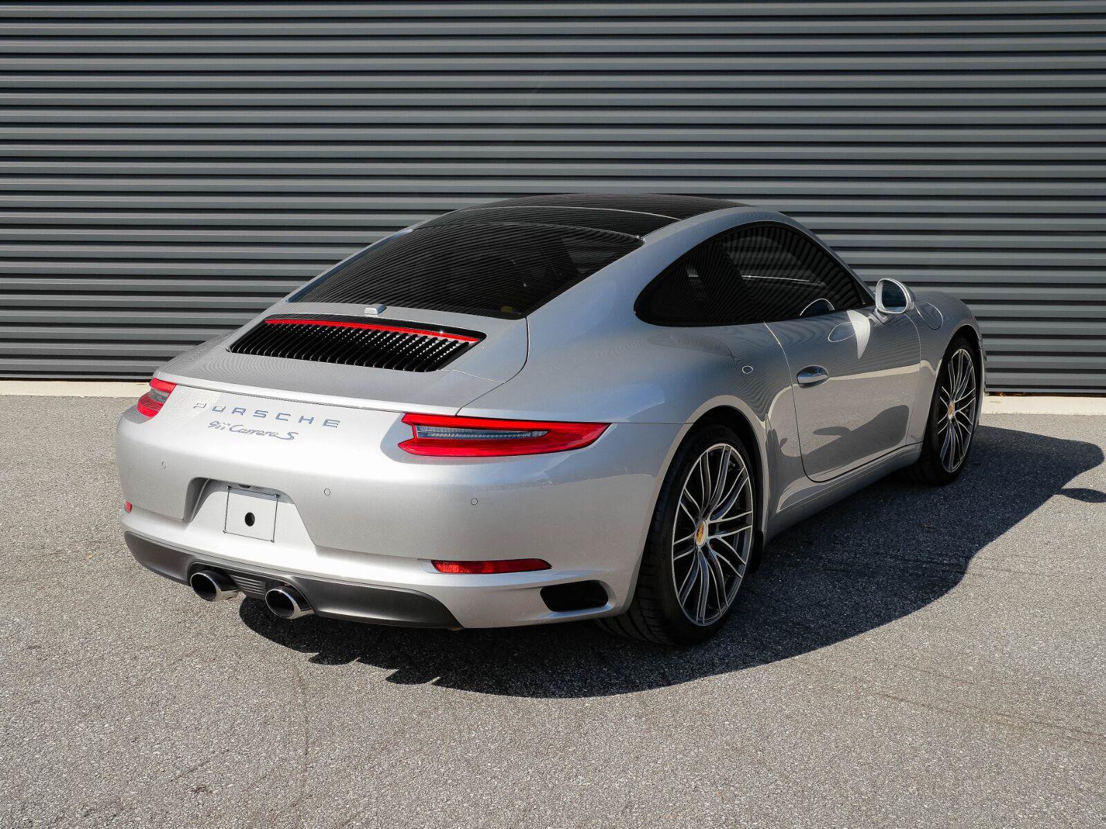 Used 2018 Porsche 911 Carrera S RWD image 24
