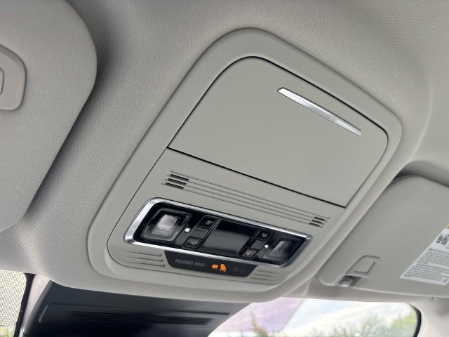 New 2026 Lincoln Nautilus Premier AWD/4WD image 29