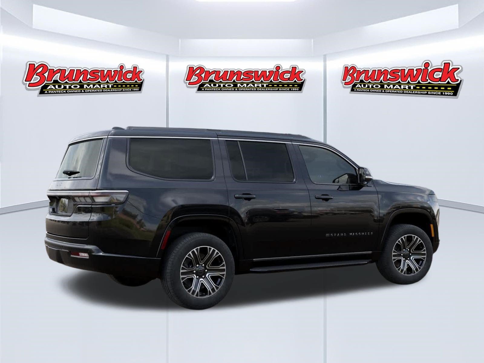 New 2026 Jeep Grand Wagoneer 4WD image 4
