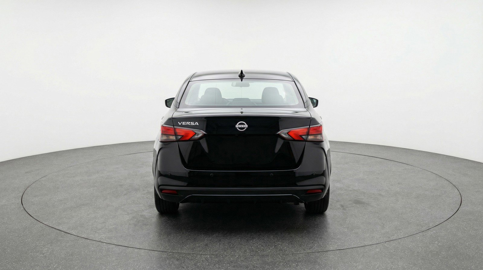 Used 2025 Nissan Versa SV FWD image 7
