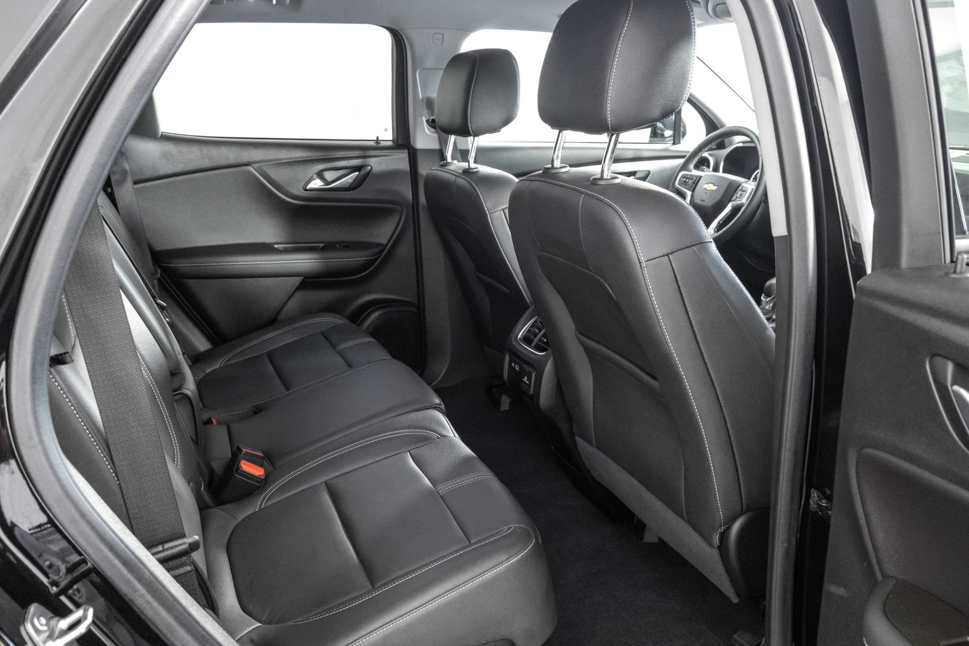 Certified 2023 Chevrolet Blazer LT w/ Sound & Technology Package FWD image 43