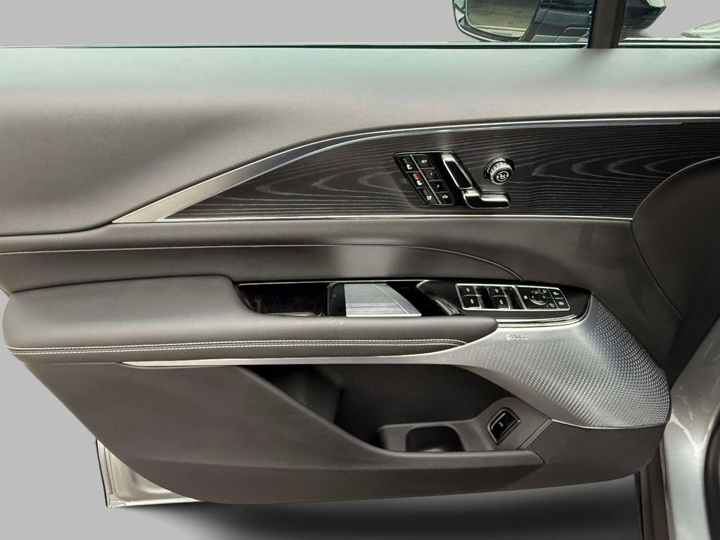 Used 2025 Cadillac Lyriq Luxury w/ LPO, Floor Liner Package image 20