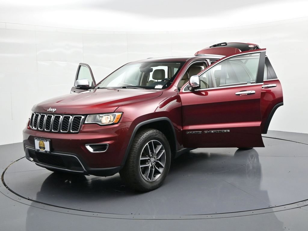 Used 2018 Jeep Grand Cherokee Limited AWD/4WD image 34