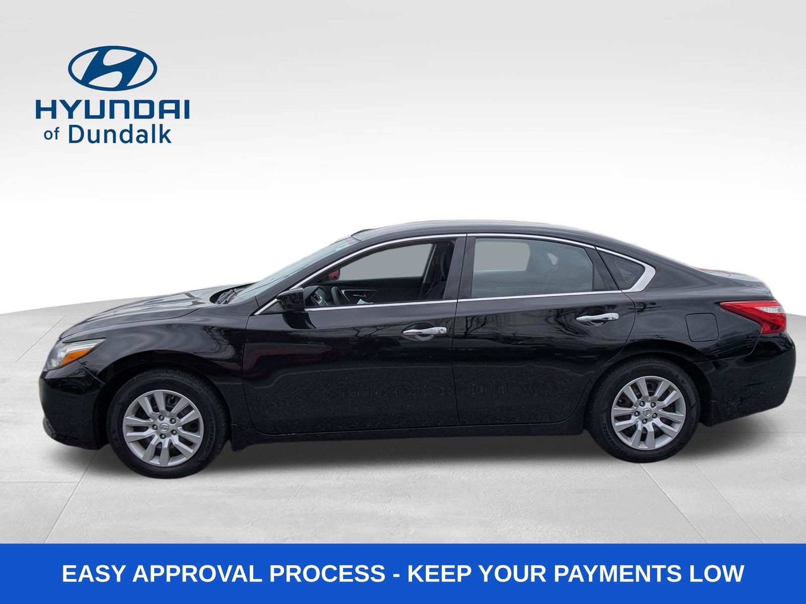 Used 2017 Nissan Altima 2.5 S w/ Power Driver Seat Package image 2