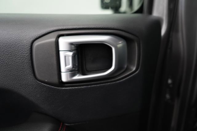 Used 2018 Jeep Wrangler Unlimited Rubicon w/ Dual Top Group image 46