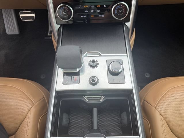Used 2023 Land Rover Range Rover Long Wheelbase SE AWD/4WD image 15