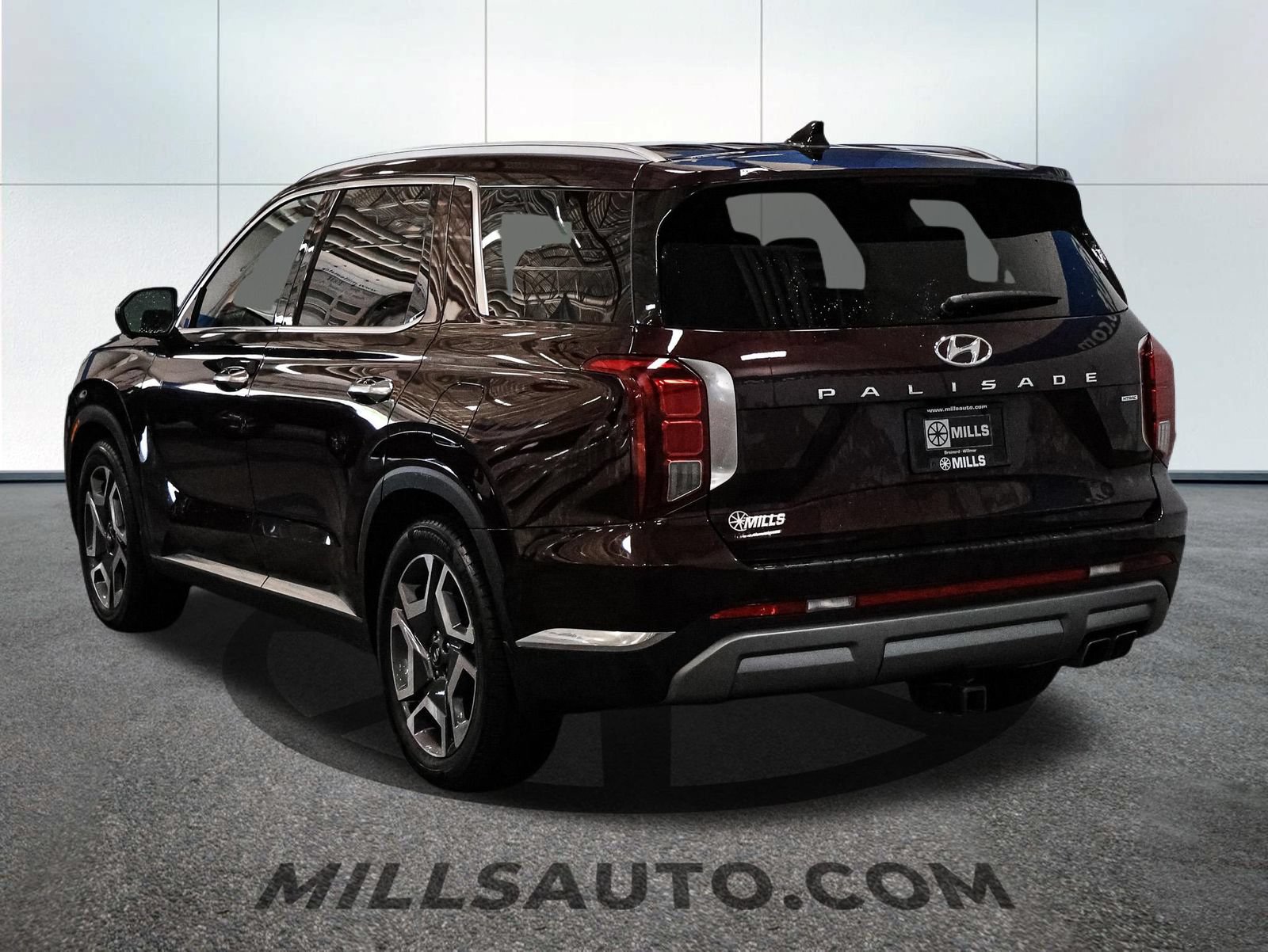 Used 2023 Hyundai Palisade Limited w/ Cargo Package AWD/4WD image 6