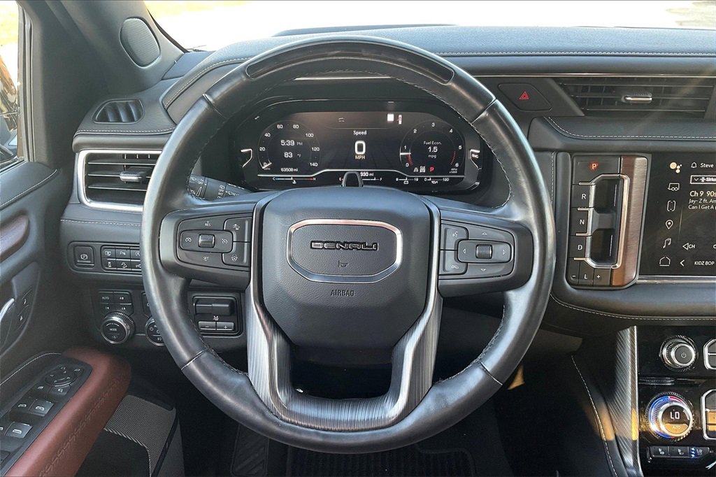 Used 2023 GMC Yukon Denali Ultimate image 5