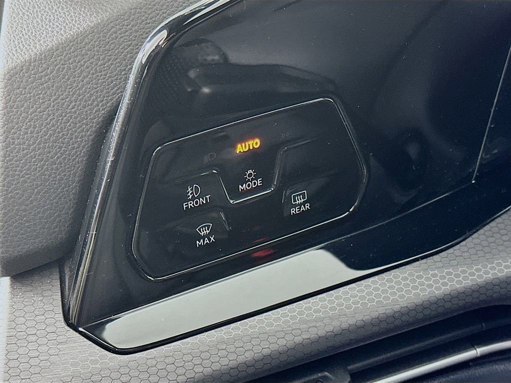 Used 2023 Volkswagen GTI SE image 15