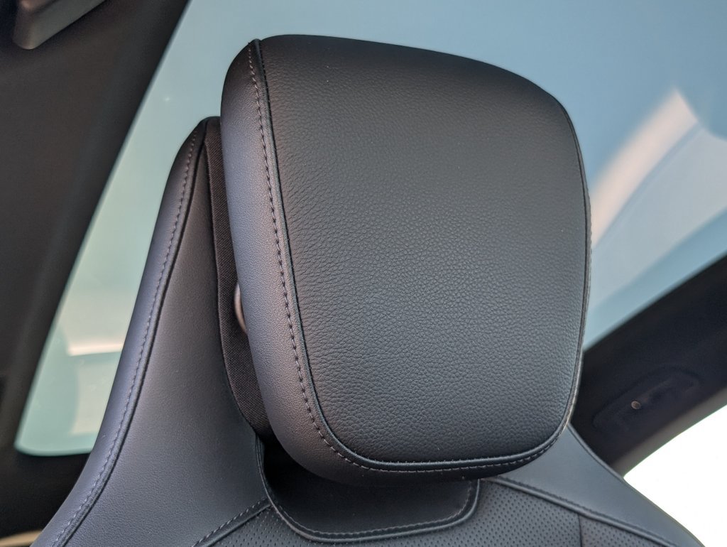 Certified 2023 Porsche Taycan RWD image 18