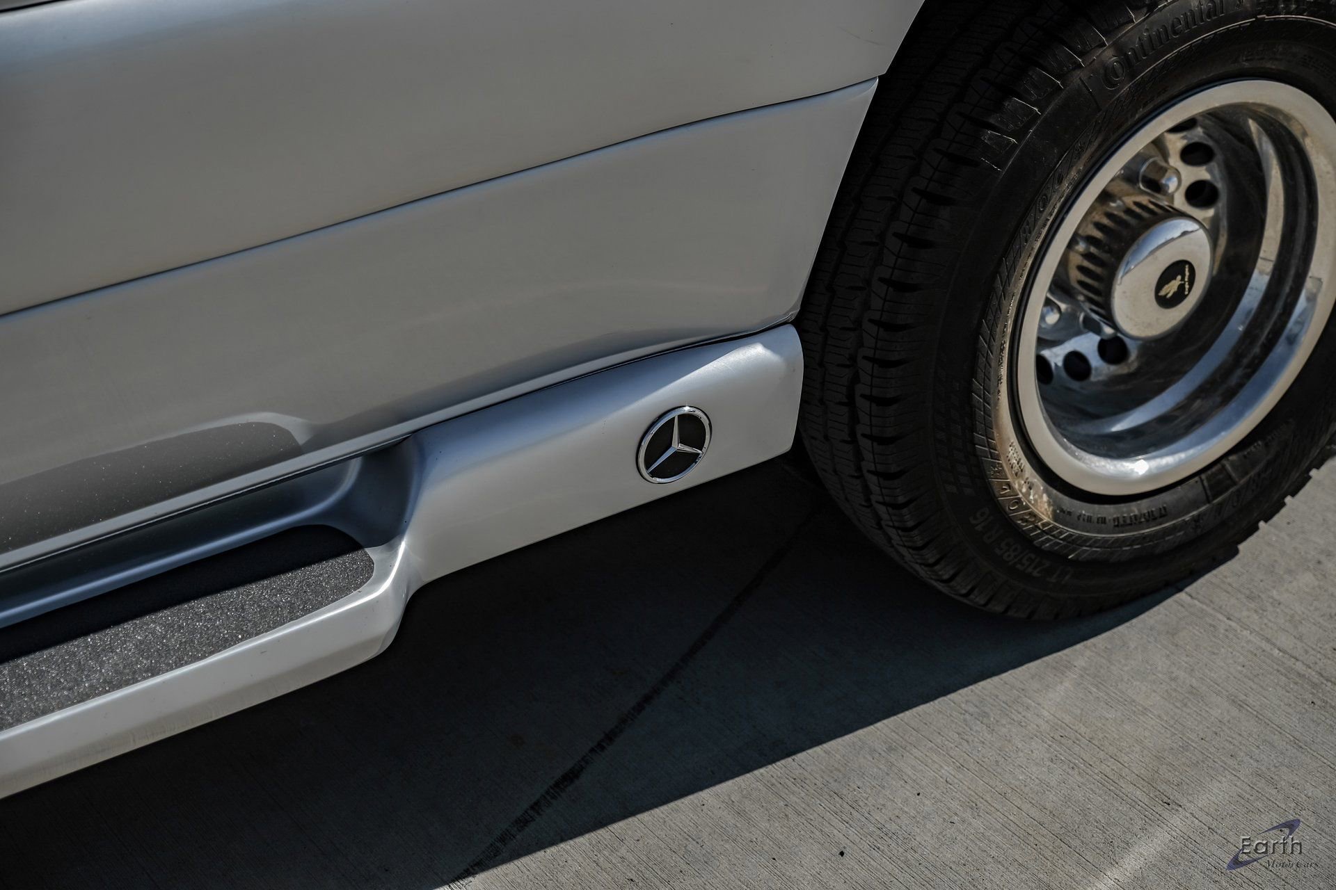 Used 2023 Mercedes-Benz Sprinter 3500 w/ Parking Package image 31