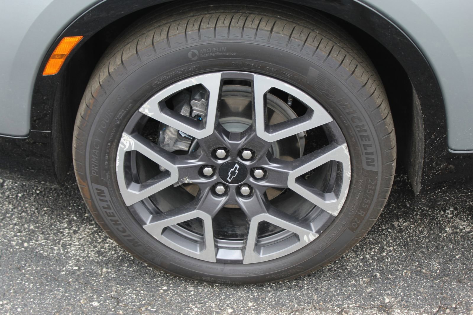 Used 2025 Chevrolet Blazer RS AWD/4WD image 2