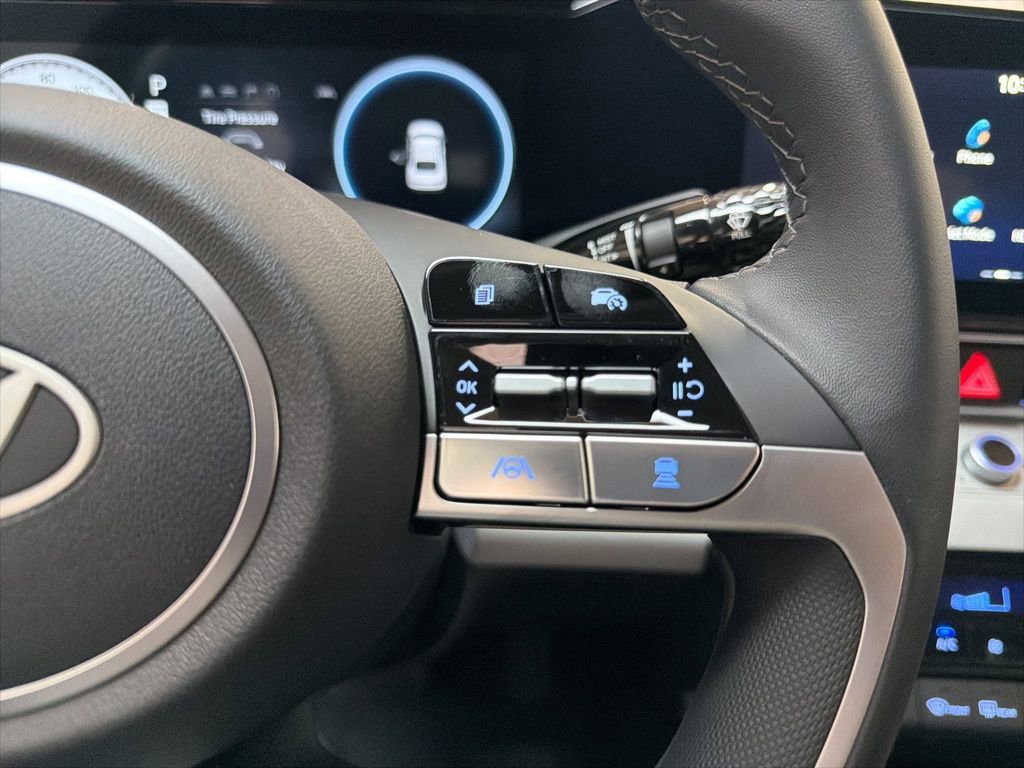 New 2026 Hyundai Elantra Limited image 17