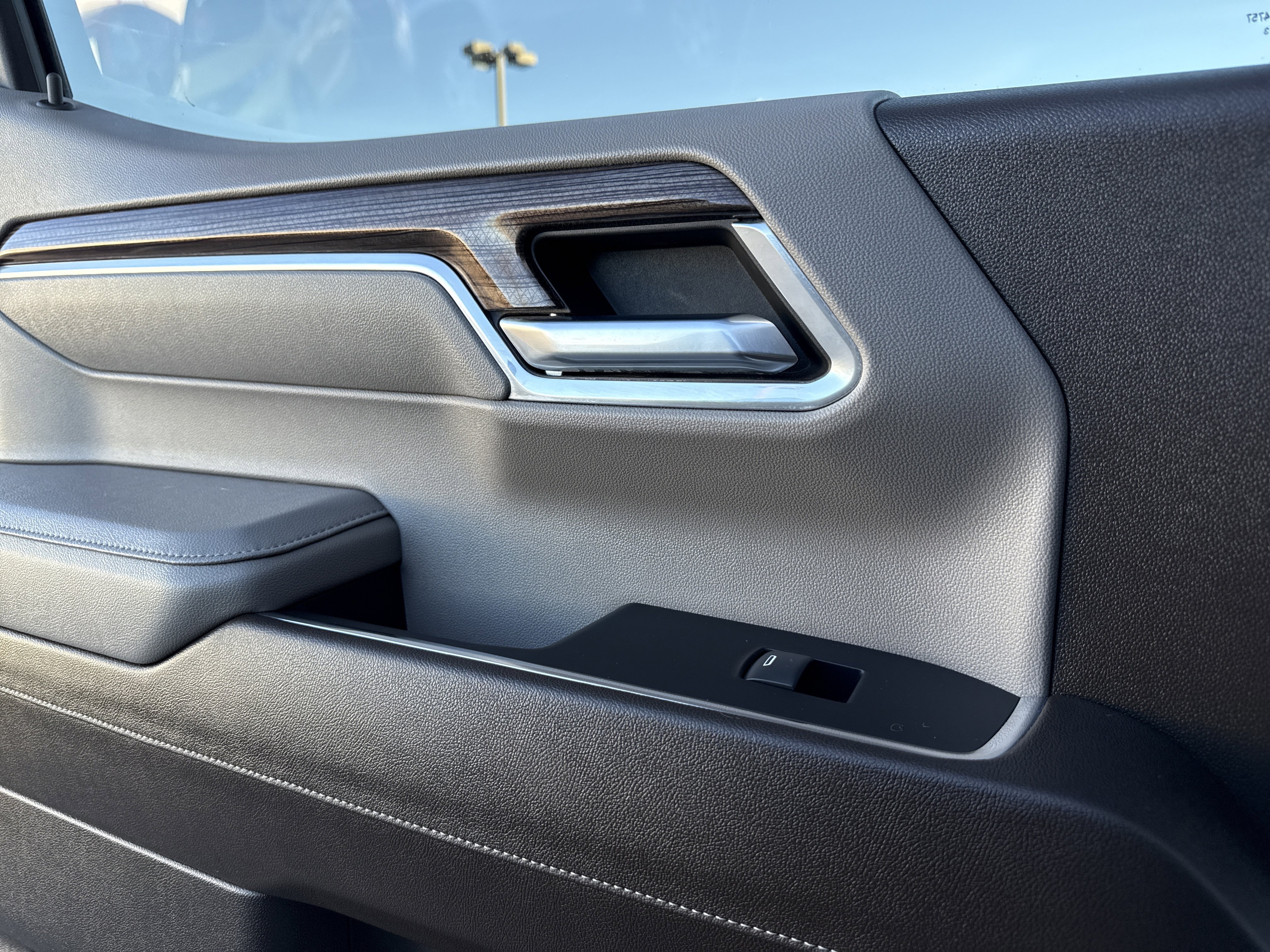 Used 2023 Chevrolet Silverado 1500 RST w/ Z71 Off-Road Package image 29