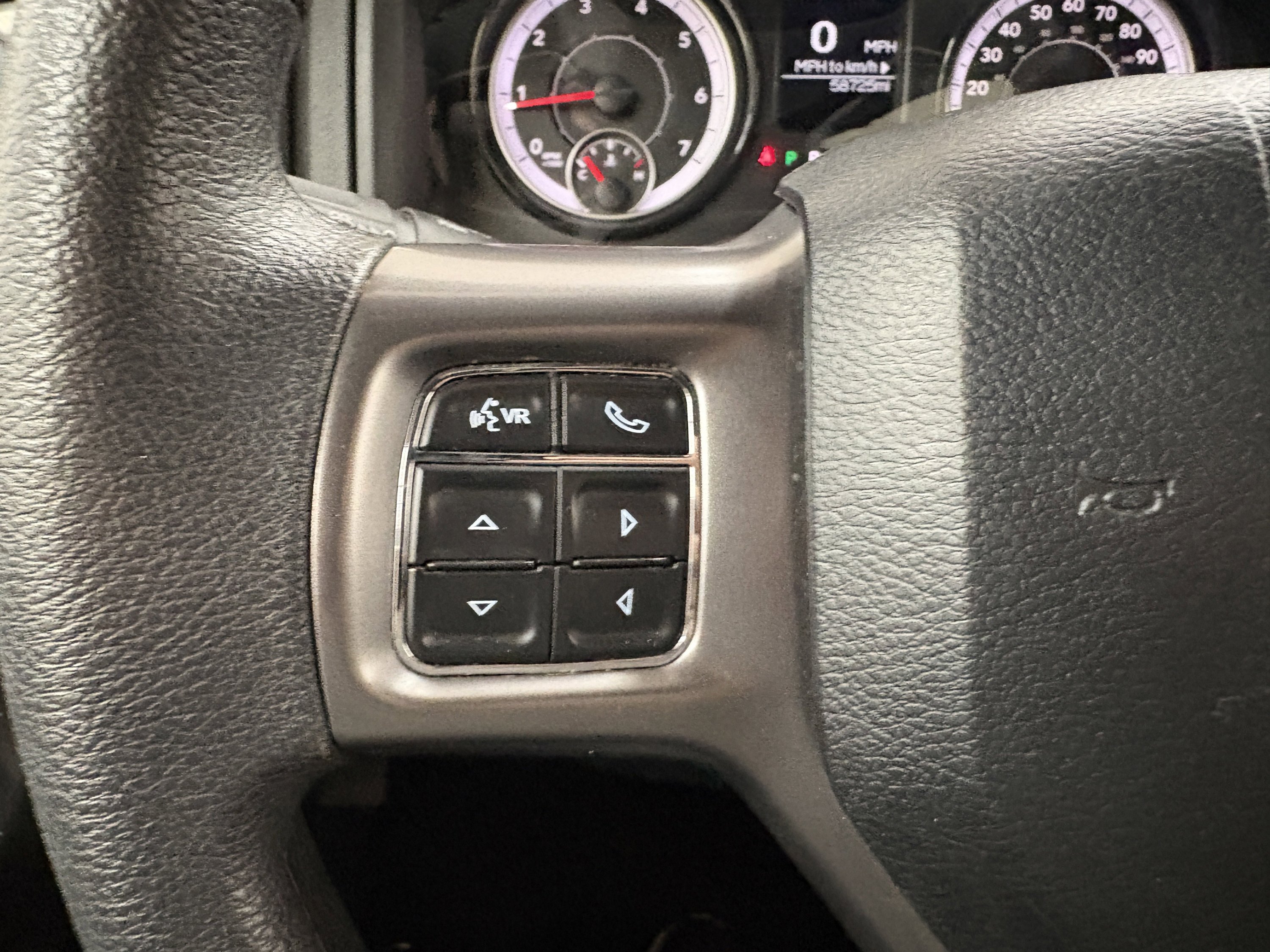 Used 2024 RAM 1500 Classic Warlock RWD image 28