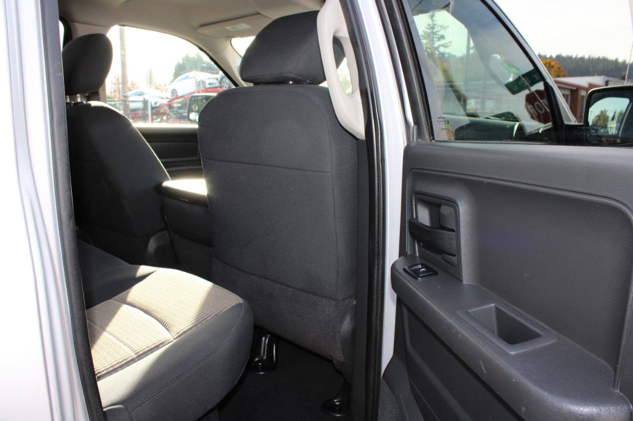 Used 2011 RAM 1500 ST w/ ST Popular Equipment Group AWD/4WD image 13