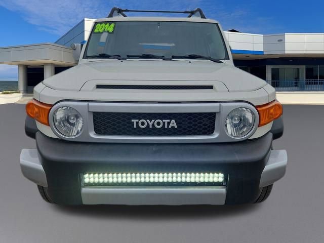 Used 2014 Toyota FJ Cruiser 4WD w/ Upgrade Package image 9