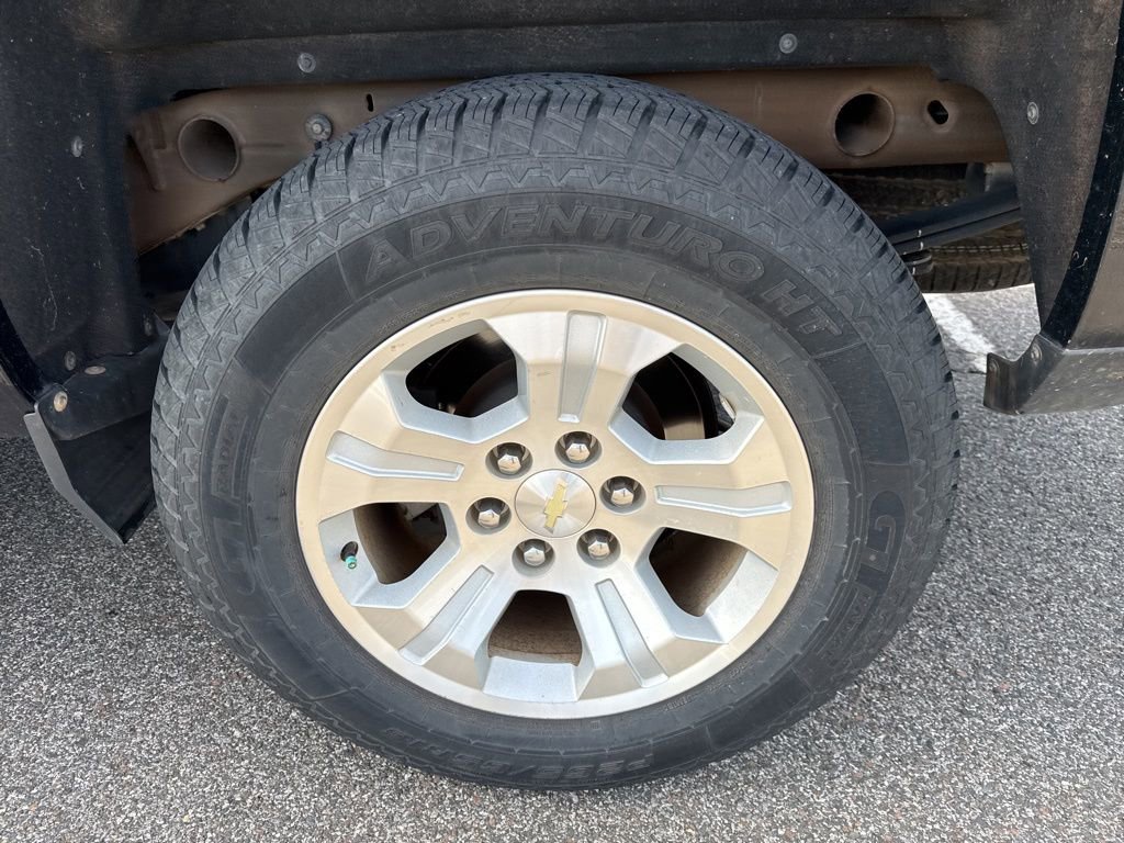 Used 2018 Chevrolet Silverado 1500 LT w/ Texas Edition AWD/4WD image 6