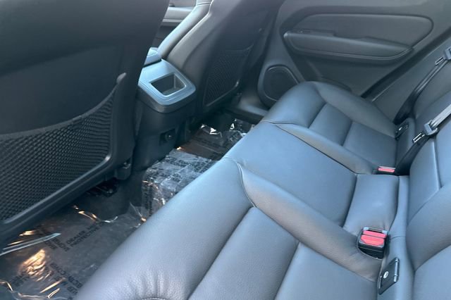 Used 2025 Volvo XC60 B5 Plus image 13