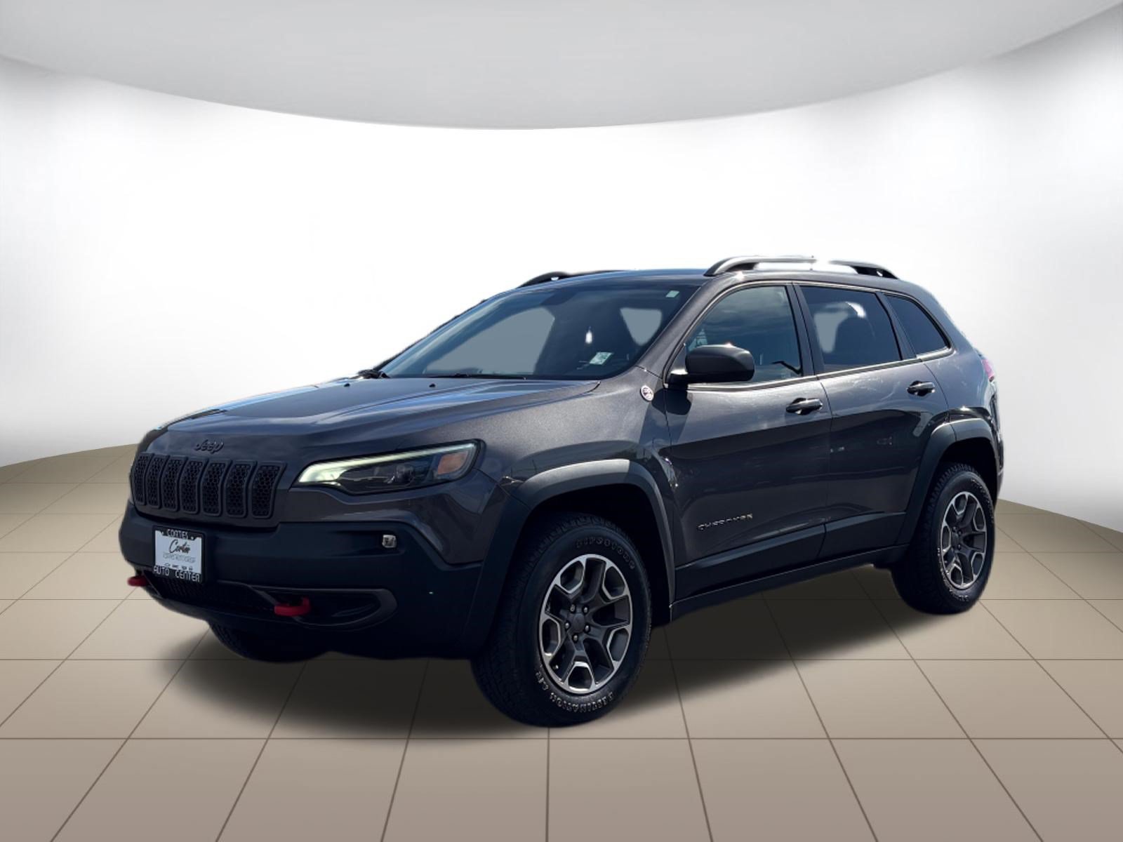 Used 2020 Jeep Cherokee Trailhawk w/ Cold Weather Group AWD/4WD image 3