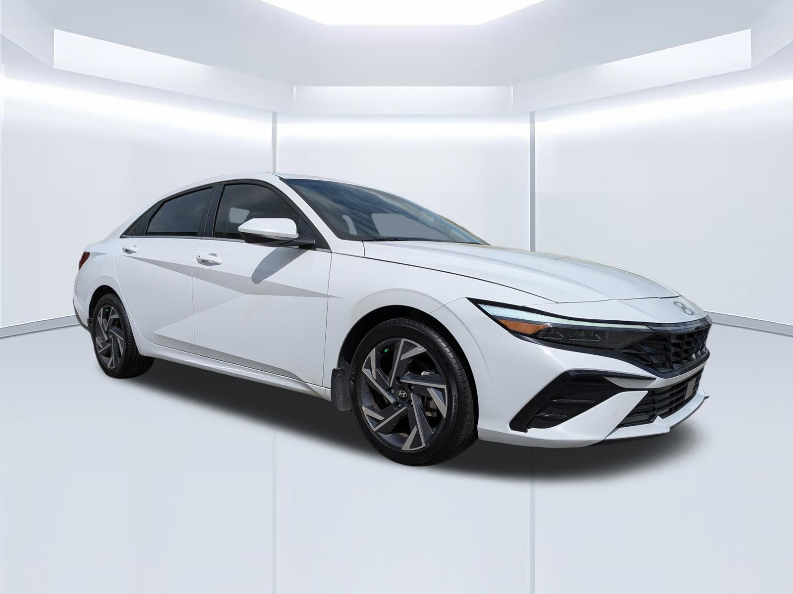 Certified 2025 Hyundai Elantra SEL