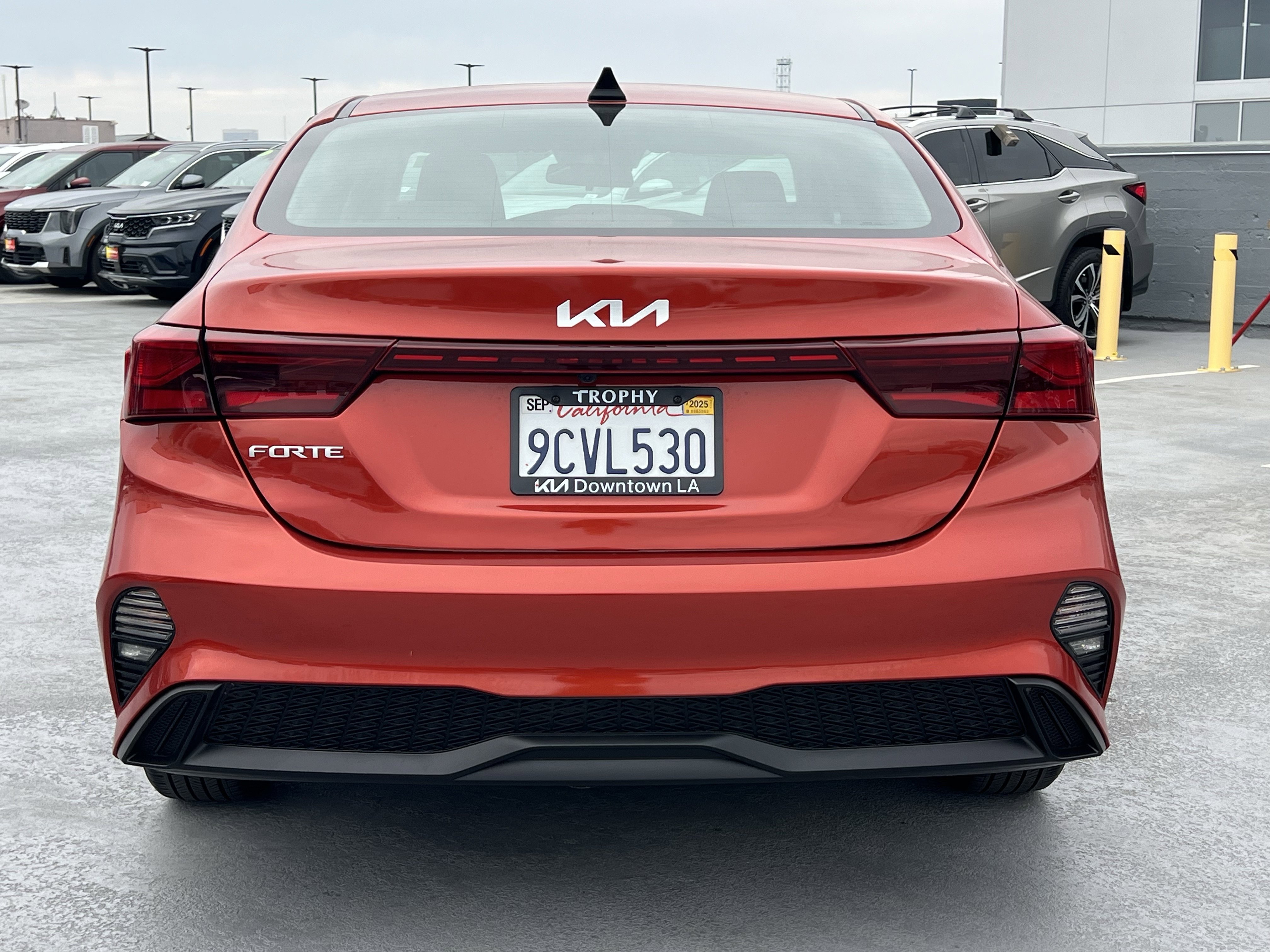 Used 2023 Kia Forte LXS image 5