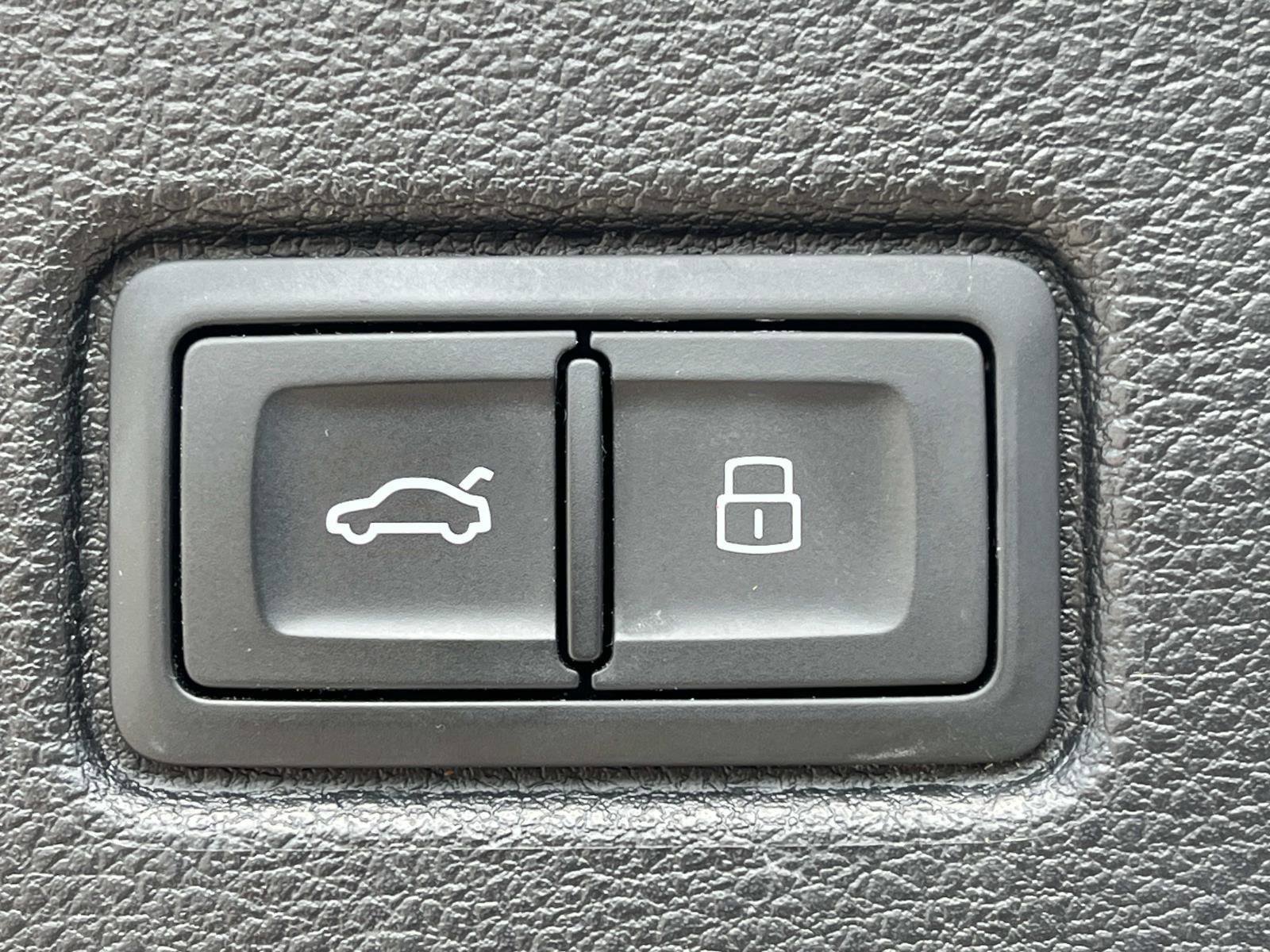Used 2018 Audi Q7 2.0T Premium Plus w/ Premium Plus Package image 9
