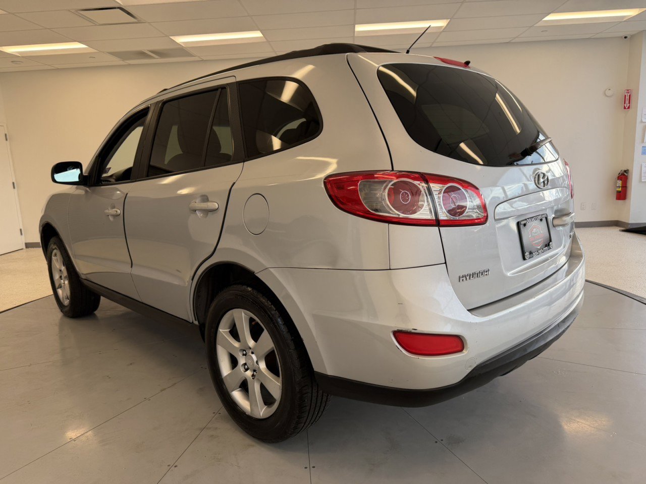 Used 2010 Hyundai Santa Fe GLS image 5