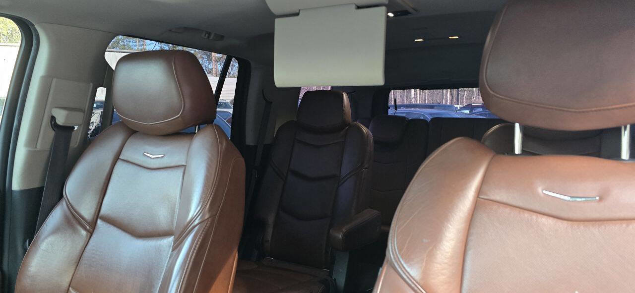 Used 2015 Cadillac Escalade Premium AWD/4WD image 21