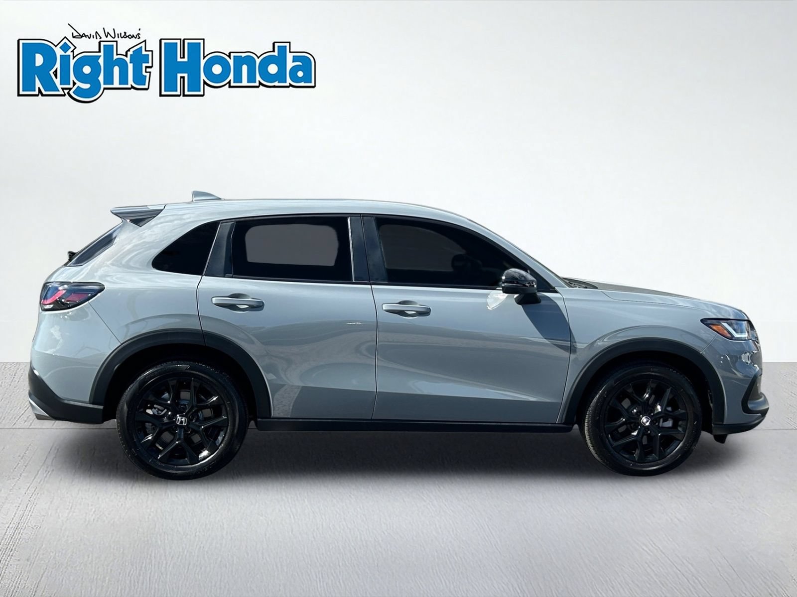 Certified 2025 Honda HR-V Sport image 8