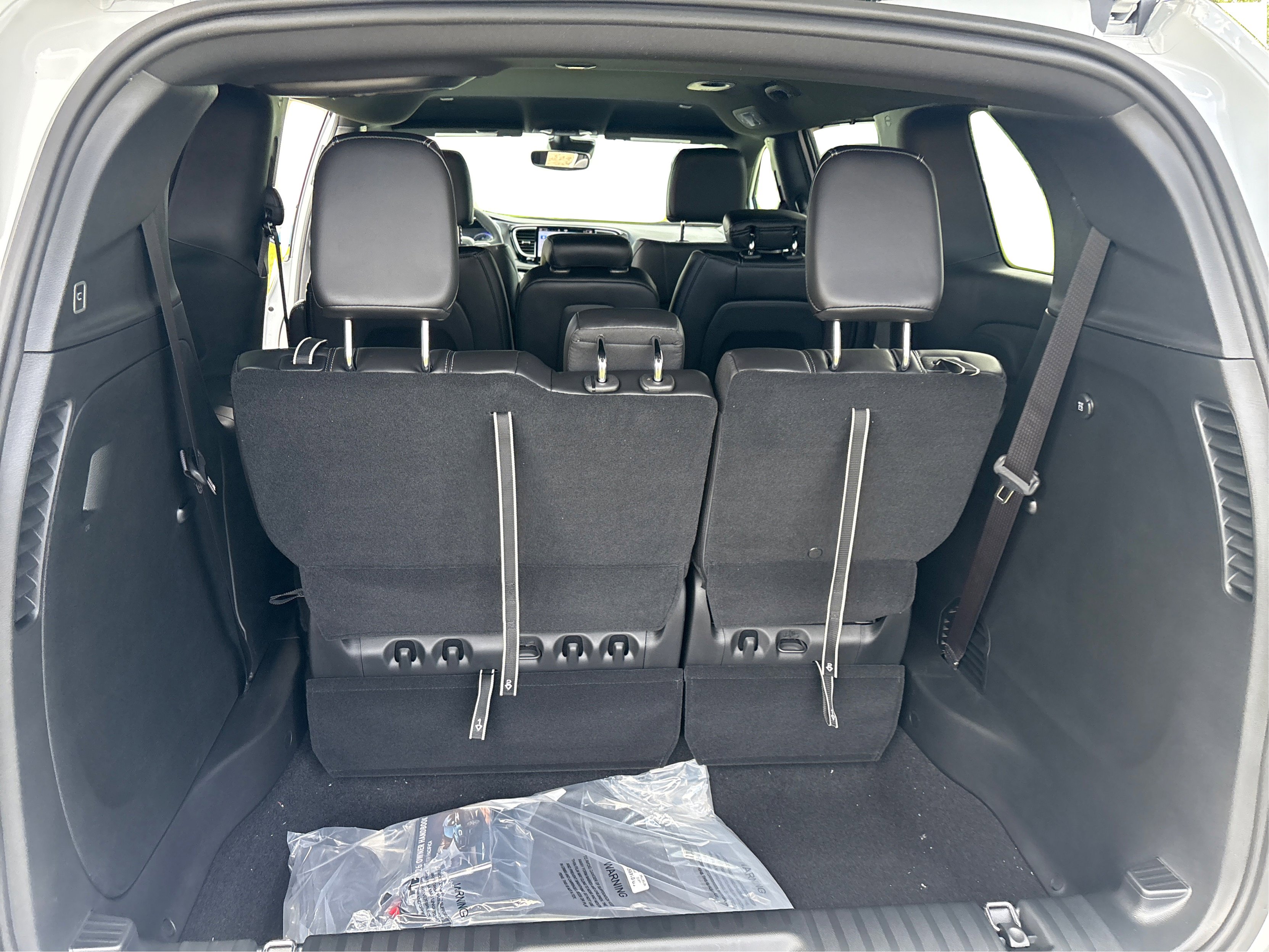 New 2026 Chrysler Pacifica Select image 11